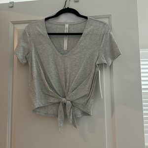 BRAND NEW LULULEMON tee